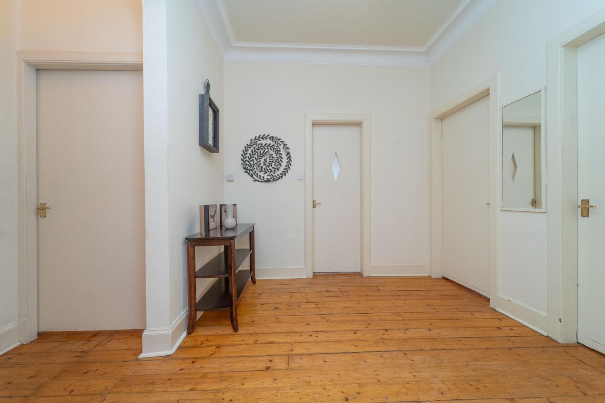 Large City Corner Apartment EDI Exterior photo