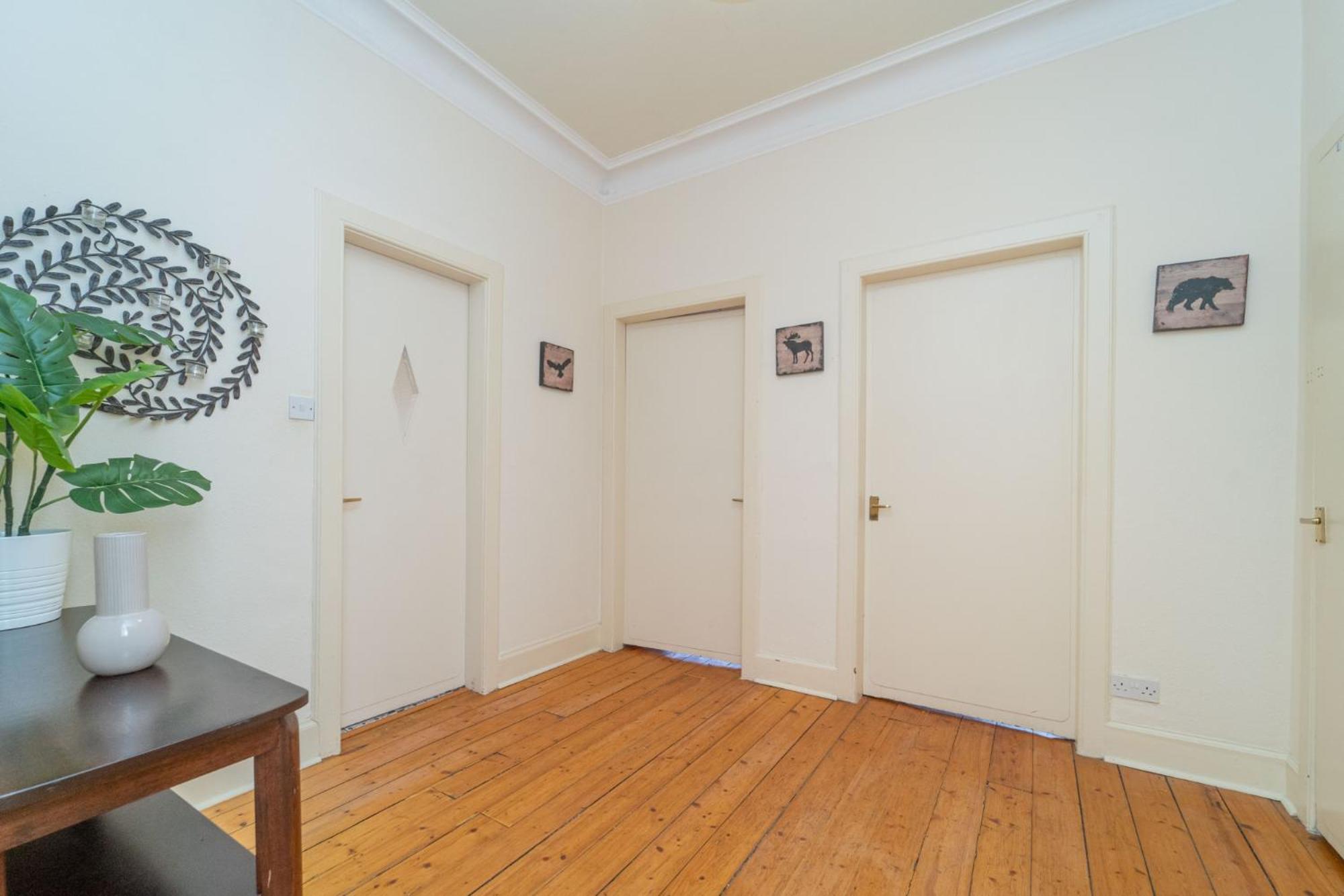 Large City Corner Apartment EDI Exterior photo